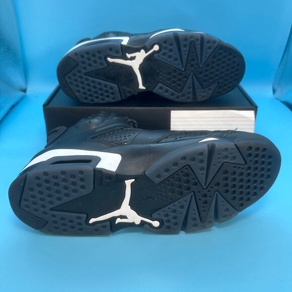 Jordan 6 Retro \